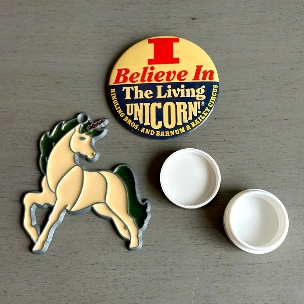VTG Unicorn Keepsakes Collectibles -Button Sun Catcher Pill Box Tiny Case RARE